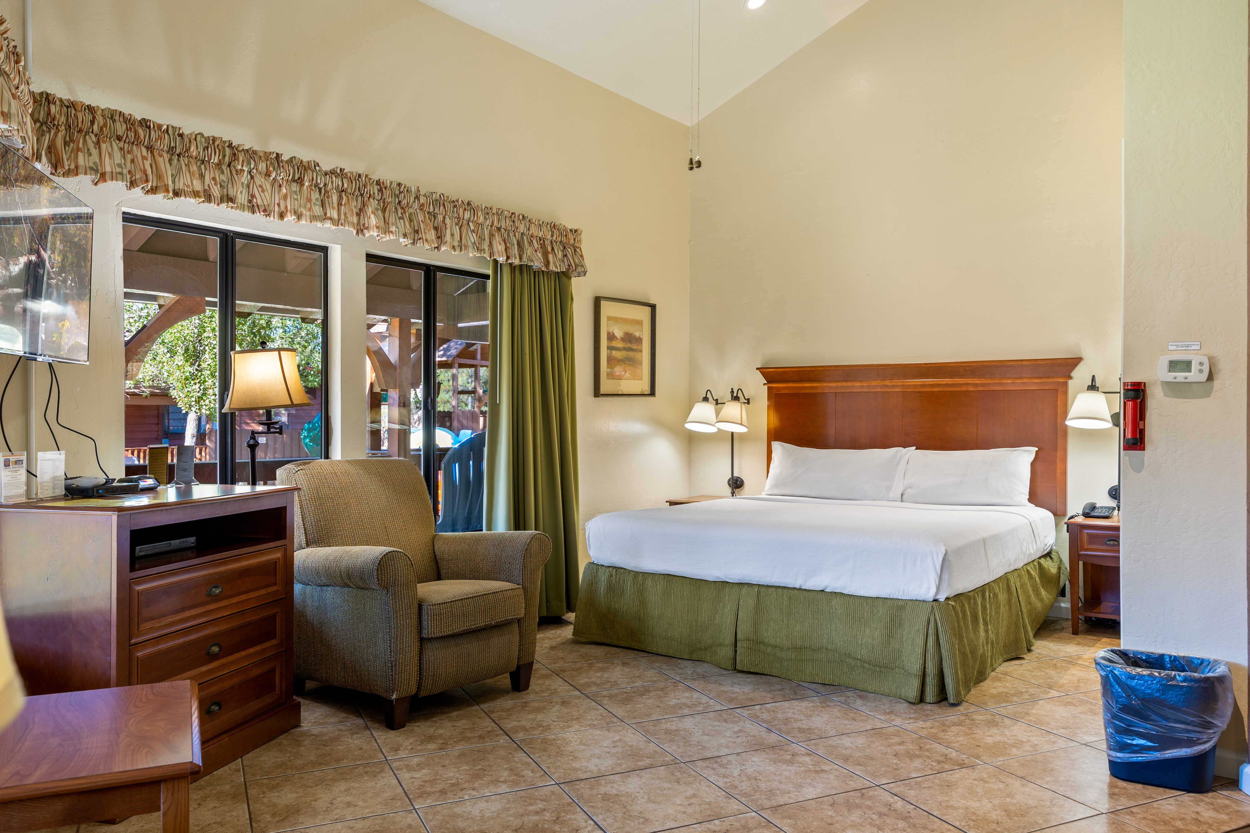 Studio 139 bedroom area